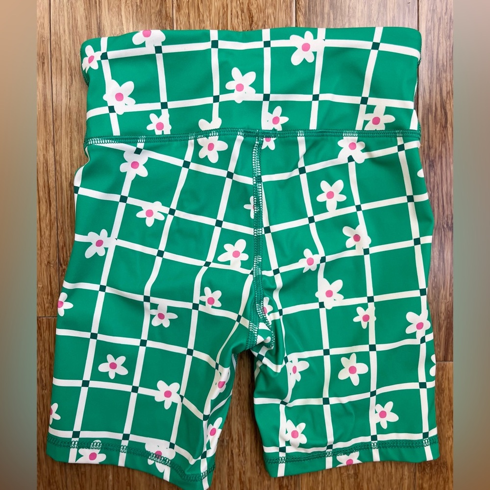 Hanna Andersson Girl spandex Bike Shorts size 6-7 120cm Green Floral. 1418 - Picture 3 of 3
